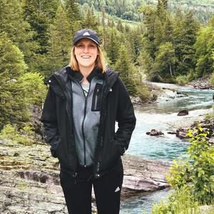 Meet your Posher, April